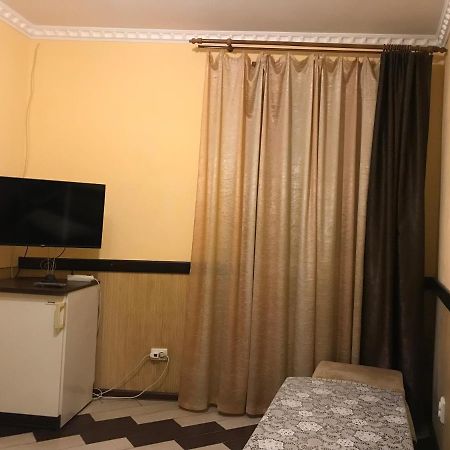 Львів Центр Міста Apartment In The Center Of Lviv Поруч Громадська Парковка エクステリア 写真